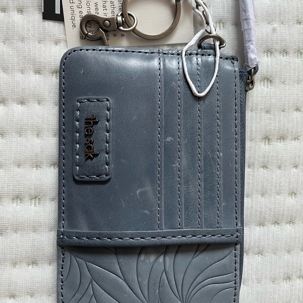 The Sak Gray Leather Wallet with Keychain